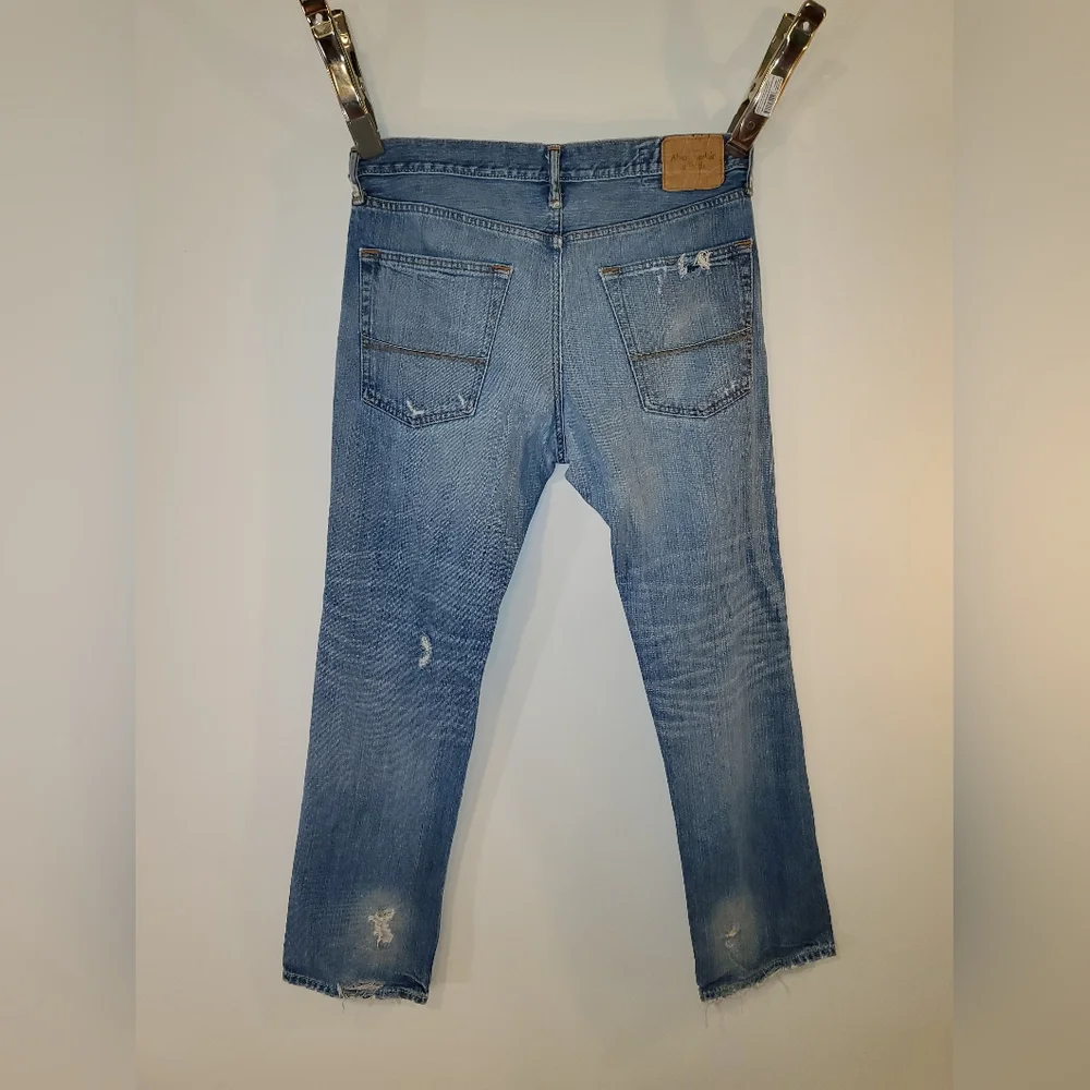 A&F low rise slim straight jeans - Picture 8 of 9